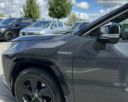 Серый Тойота РАВ 4, объемом двигателя 2.5 л и пробегом 131 тыс. км за 32000 $, фото 1 на Automoto.ua