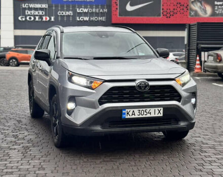 Сірий Тойота РАВ 4, об'ємом двигуна 2.49 л та пробігом 50 тис. км за 26900 $, фото 1 на Automoto.ua