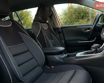 Сірий Тойота РАВ 4, об'ємом двигуна 1.99 л та пробігом 92 тис. км за 28999 $, фото 17 на Automoto.ua