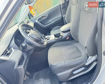 Сірий Тойота РАВ 4, об'ємом двигуна 2.49 л та пробігом 85 тис. км за 31500 $, фото 8 на Automoto.ua