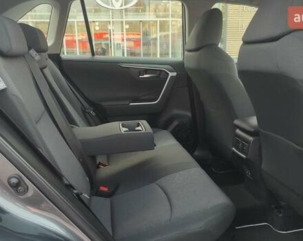 Серый Тойота РАВ 4, объемом двигателя 2.49 л и пробегом 37 тыс. км за 32485 $, фото 6 на Automoto.ua