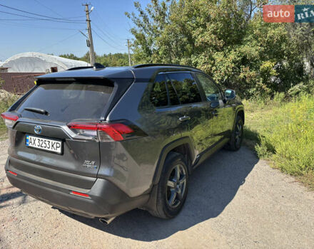 Сірий Тойота РАВ 4, об'ємом двигуна 2.49 л та пробігом 125 тис. км за 29000 $, фото 4 на Automoto.ua