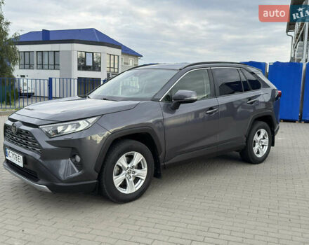 Серый Тойота РАВ 4, объемом двигателя 1.99 л и пробегом 163 тыс. км за 24900 $, фото 2 на Automoto.ua