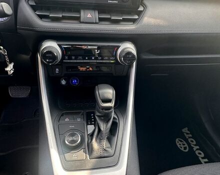 Сірий Тойота РАВ 4, об'ємом двигуна 2.5 л та пробігом 128 тис. км за 28500 $, фото 12 на Automoto.ua