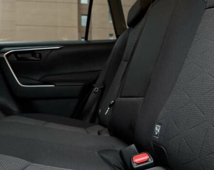 Сірий Тойота РАВ 4, об'ємом двигуна 1.99 л та пробігом 47 тис. км за 27000 $, фото 9 на Automoto.ua