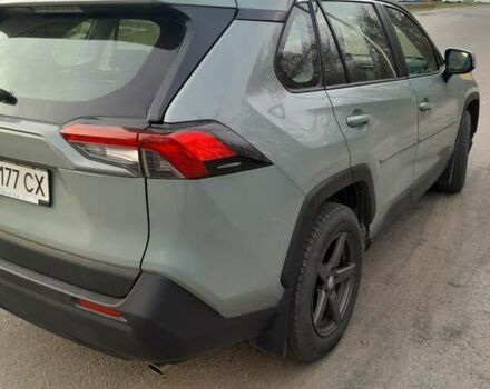 Серый Тойота РАВ 4, объемом двигателя 1.99 л и пробегом 70 тыс. км за 25500 $, фото 2 на Automoto.ua