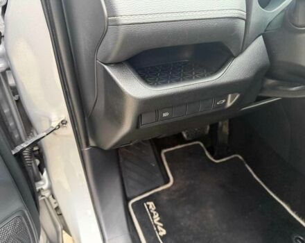 Серый Тойота РАВ 4, объемом двигателя 2.5 л и пробегом 86 тыс. км за 24300 $, фото 20 на Automoto.ua