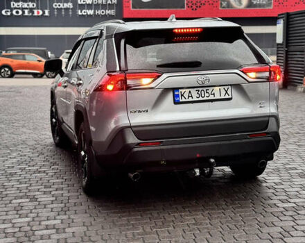 Сірий Тойота РАВ 4, об'ємом двигуна 2.49 л та пробігом 50 тис. км за 26900 $, фото 6 на Automoto.ua