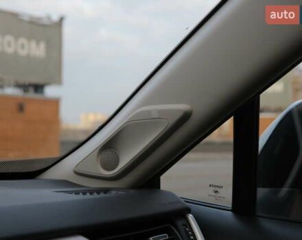 Сірий Тойота РАВ 4, об'ємом двигуна 2.49 л та пробігом 48 тис. км за 30000 $, фото 31 на Automoto.ua