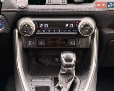 Сірий Тойота РАВ 4, об'ємом двигуна 2.49 л та пробігом 88 тис. км за 28500 $, фото 47 на Automoto.ua