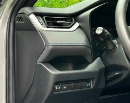 Серый Тойота РАВ 4, объемом двигателя 2.5 л и пробегом 45 тыс. км за 10000 $, фото 13 на Automoto.ua