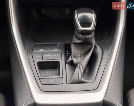 Сірий Тойота РАВ 4, об'ємом двигуна 2.49 л та пробігом 88 тис. км за 28500 $, фото 48 на Automoto.ua