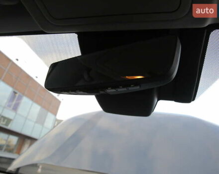 Сірий Тойота РАВ 4, об'ємом двигуна 2.49 л та пробігом 48 тис. км за 30000 $, фото 27 на Automoto.ua