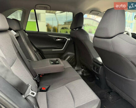 Серый Тойота РАВ 4, объемом двигателя 1.99 л и пробегом 75 тыс. км за 28500 $, фото 13 на Automoto.ua