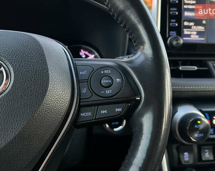 Сірий Тойота РАВ 4, об'ємом двигуна 1.99 л та пробігом 92 тис. км за 28999 $, фото 11 на Automoto.ua