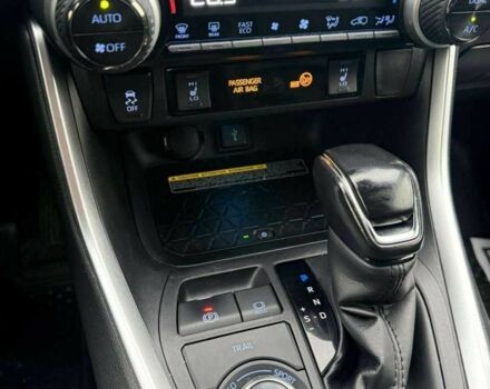 Серый Тойота РАВ 4, объемом двигателя 2.5 л и пробегом 102 тыс. км за 16800 $, фото 9 на Automoto.ua