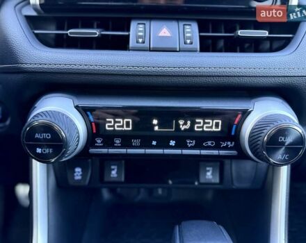 Сірий Тойота РАВ 4, об'ємом двигуна 1.99 л та пробігом 70 тис. км за 25900 $, фото 24 на Automoto.ua