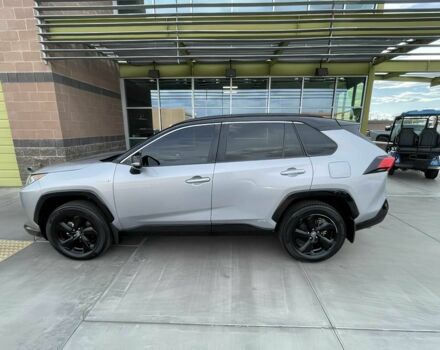 Сірий Тойота РАВ 4, об'ємом двигуна 2.5 л та пробігом 44 тис. км за 15000 $, фото 2 на Automoto.ua