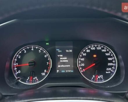 Сірий Тойота РАВ 4, об'ємом двигуна 1.99 л та пробігом 51 тис. км за 28463 $, фото 13 на Automoto.ua