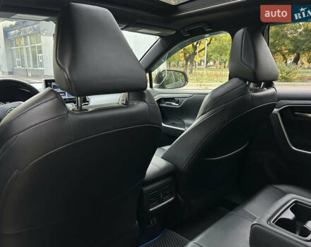 Сірий Тойота РАВ 4, об'ємом двигуна 2.5 л та пробігом 88 тис. км за 32499 $, фото 21 на Automoto.ua