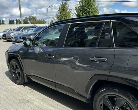 Серый Тойота РАВ 4, объемом двигателя 2.5 л и пробегом 131 тыс. км за 32000 $, фото 3 на Automoto.ua