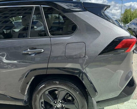 Серый Тойота РАВ 4, объемом двигателя 2.5 л и пробегом 131 тыс. км за 32000 $, фото 2 на Automoto.ua