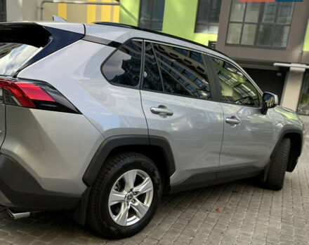 Серый Тойота РАВ 4, объемом двигателя 2.49 л и пробегом 98 тыс. км за 30500 $, фото 5 на Automoto.ua