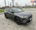 Серый Тойота РАВ 4, объемом двигателя 2.49 л и пробегом 195 тыс. км за 28850 $, фото 1 на Automoto.ua