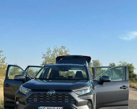 Сірий Тойота РАВ 4, об'ємом двигуна 2.49 л та пробігом 88 тис. км за 31000 $, фото 9 на Automoto.ua