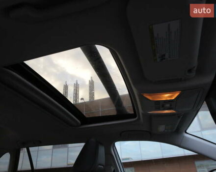 Сірий Тойота РАВ 4, об'ємом двигуна 2.49 л та пробігом 48 тис. км за 30000 $, фото 26 на Automoto.ua