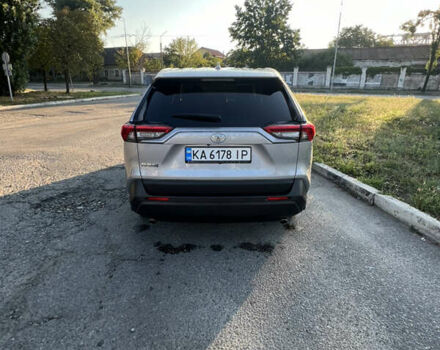 Серый Тойота РАВ 4, объемом двигателя 1.99 л и пробегом 90 тыс. км за 23000 $, фото 2 на Automoto.ua