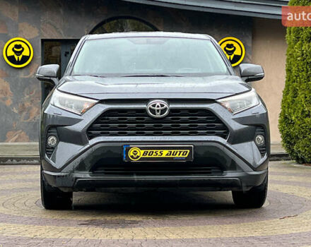 Серый Тойота РАВ 4, объемом двигателя 1.99 л и пробегом 133 тыс. км за 25900 $, фото 1 на Automoto.ua