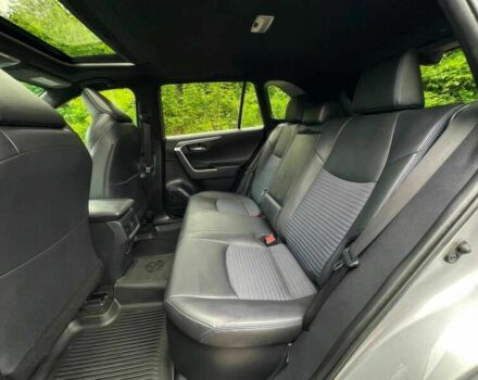 Серый Тойота РАВ 4, объемом двигателя 2.5 л и пробегом 45 тыс. км за 10000 $, фото 21 на Automoto.ua