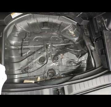 Сірий Тойота РАВ 4, об'ємом двигуна 2.5 л та пробігом 124 тис. км за 15900 $, фото 24 на Automoto.ua