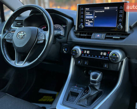 Сірий Тойота РАВ 4, об'ємом двигуна 1.99 л та пробігом 92 тис. км за 28999 $, фото 18 на Automoto.ua