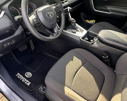 Сірий Тойота РАВ 4, об'ємом двигуна 2.5 л та пробігом 128 тис. км за 28500 $, фото 4 на Automoto.ua