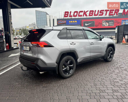 Сірий Тойота РАВ 4, об'ємом двигуна 2.49 л та пробігом 50 тис. км за 26900 $, фото 4 на Automoto.ua