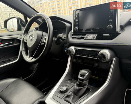 Серый Тойота РАВ 4, объемом двигателя 2.49 л и пробегом 195 тыс. км за 28850 $, фото 25 на Automoto.ua