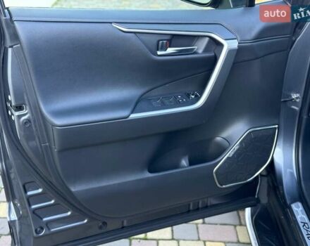 Сірий Тойота РАВ 4, об'ємом двигуна 1.99 л та пробігом 70 тис. км за 25900 $, фото 14 на Automoto.ua