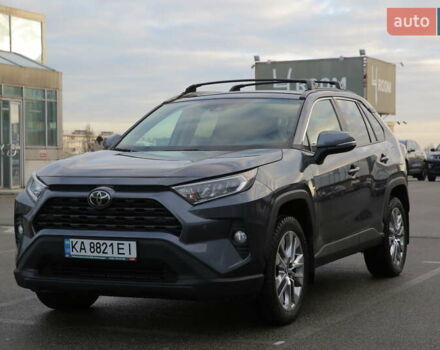 Сірий Тойота РАВ 4, об'ємом двигуна 2.49 л та пробігом 48 тис. км за 30000 $, фото 2 на Automoto.ua