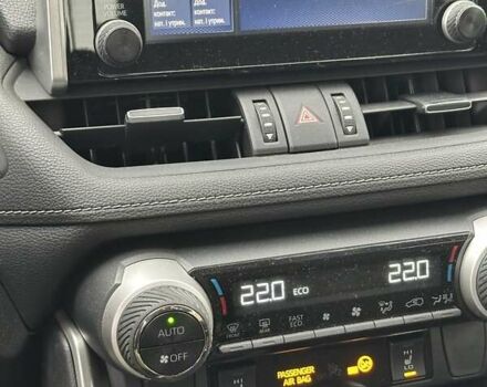 Сірий Тойота РАВ 4, об'ємом двигуна 1.99 л та пробігом 45 тис. км за 29515 $, фото 6 на Automoto.ua