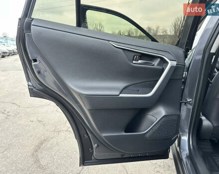 Серый Тойота РАВ 4, объемом двигателя 1.99 л и пробегом 48 тыс. км за 33500 $, фото 18 на Automoto.ua