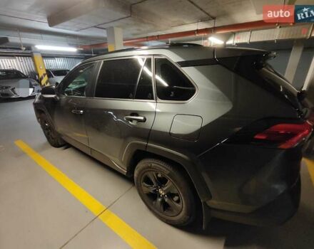 Сірий Тойота РАВ 4, об'ємом двигуна 2.49 л та пробігом 51 тис. км за 41000 $, фото 1 на Automoto.ua