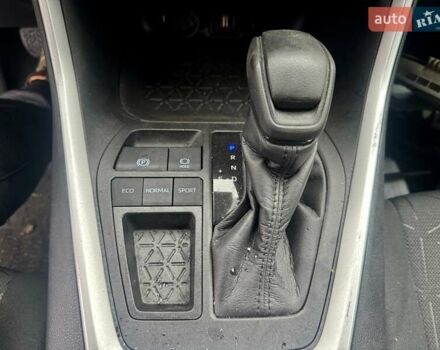 Сірий Тойота РАВ 4, об'ємом двигуна 2.5 л та пробігом 30 тис. км за 14700 $, фото 7 на Automoto.ua