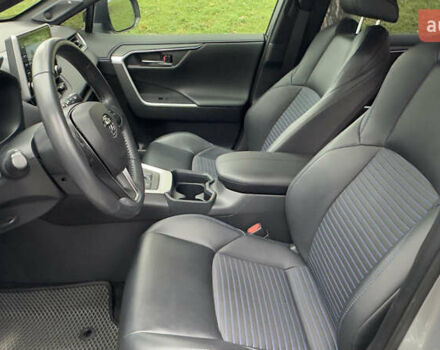 Сірий Тойота РАВ 4, об'ємом двигуна 2.49 л та пробігом 81 тис. км за 38000 $, фото 11 на Automoto.ua