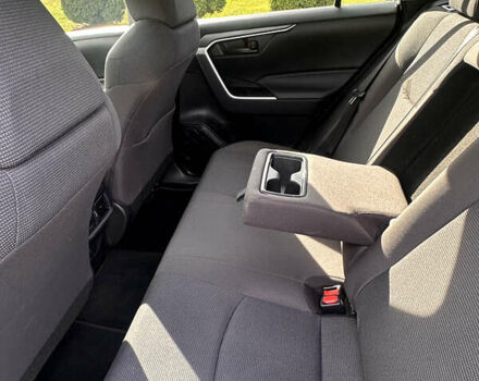 Серый Тойота РАВ 4, объемом двигателя 2.49 л и пробегом 128 тыс. км за 28500 $, фото 12 на Automoto.ua