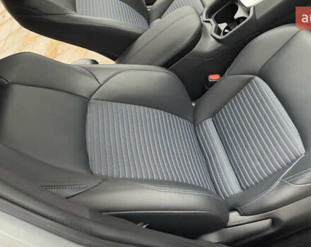 Сірий Тойота РАВ 4, об'ємом двигуна 2.49 л та пробігом 81 тис. км за 38000 $, фото 15 на Automoto.ua