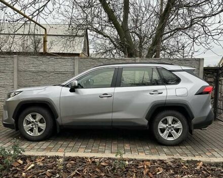 Сірий Тойота РАВ 4, об'ємом двигуна 1.99 л та пробігом 45 тис. км за 29515 $, фото 3 на Automoto.ua