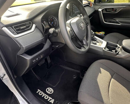 Серый Тойота РАВ 4, объемом двигателя 2.49 л и пробегом 128 тыс. км за 28500 $, фото 8 на Automoto.ua