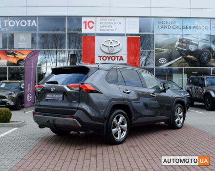 Тойота РАВ 4 2021 в Житомире на Automoto.ua Серый Тойота РАВ 4, объемом двигателя 2 л и пробегом 170 тыс. км за 28500 $, фото 17 на Automoto.ua